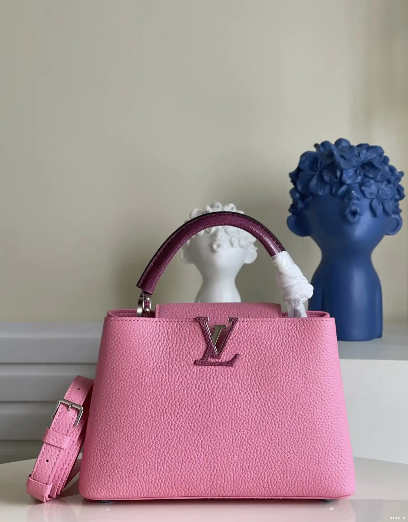 First bag ru CAPUCINES LOUIS BB VUITTON 0618